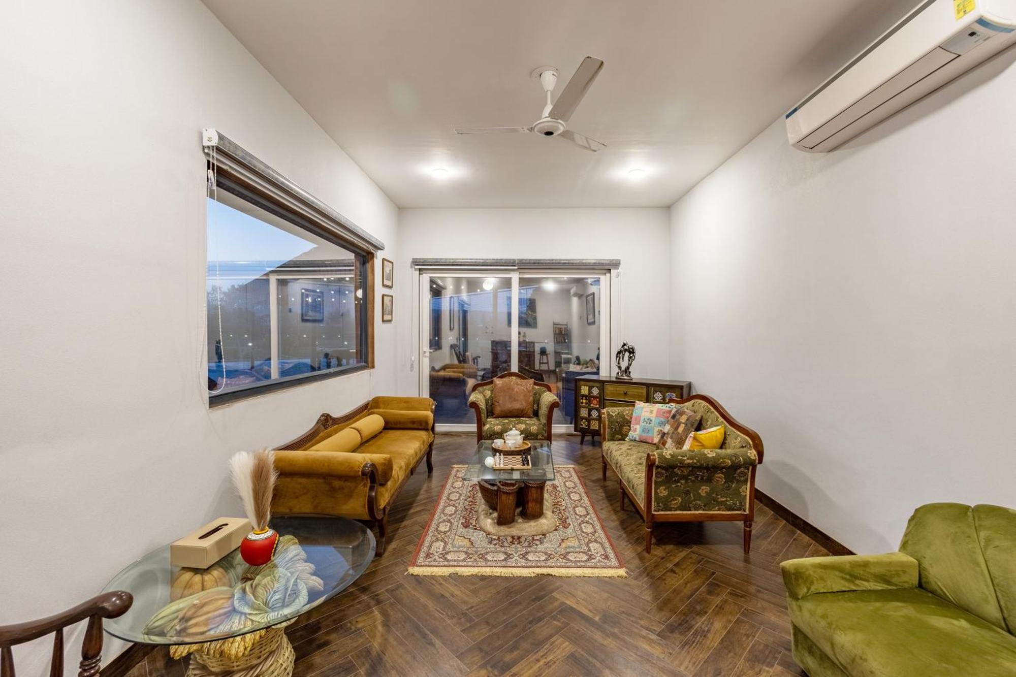 Elivaas Hidden Oasis 4Bhk With Pool, Mud House & Container House Villa Dhauj Exteriör bild