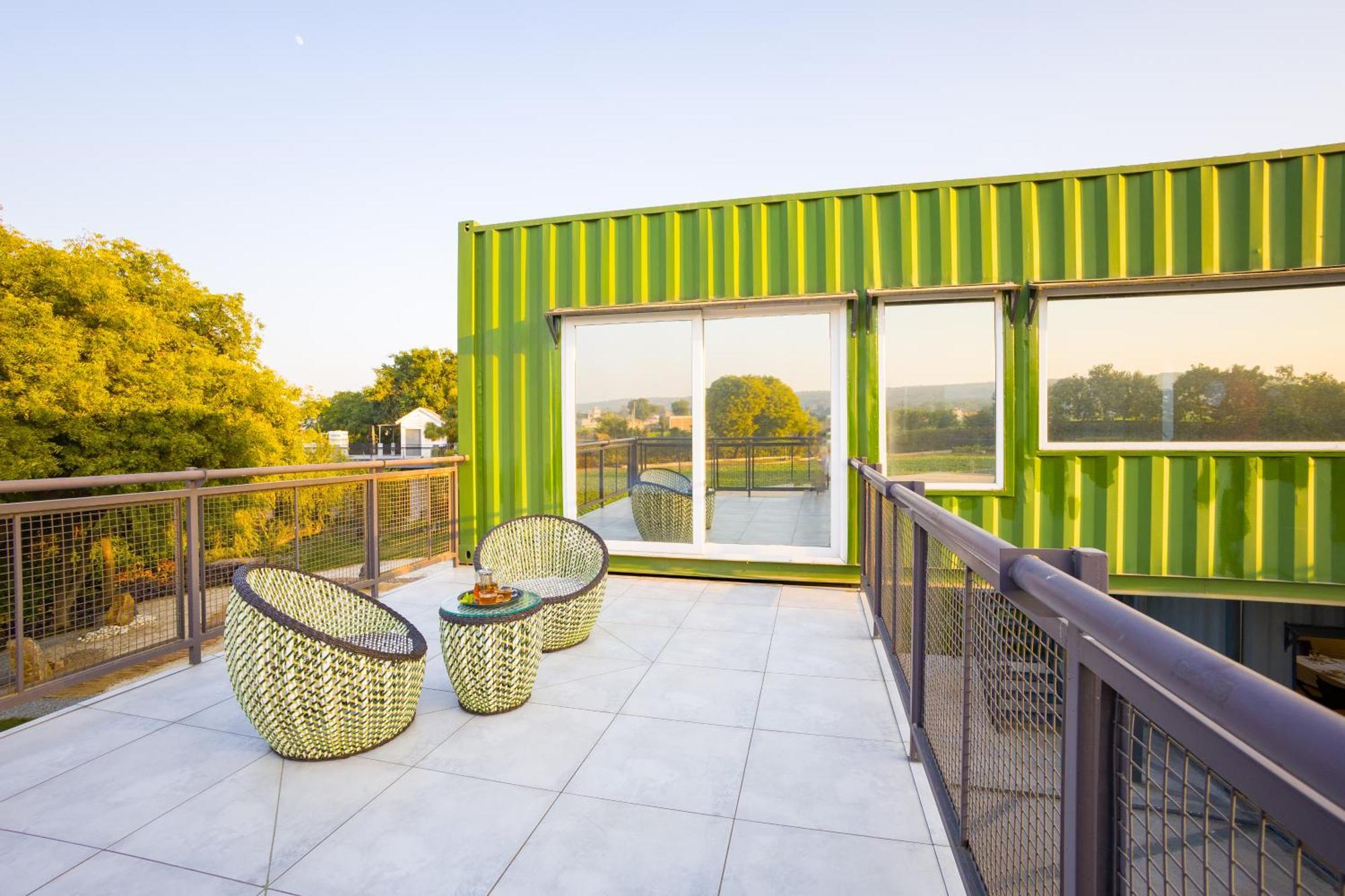 Elivaas Hidden Oasis 4Bhk With Pool, Mud House & Container House Villa Dhauj Exteriör bild
