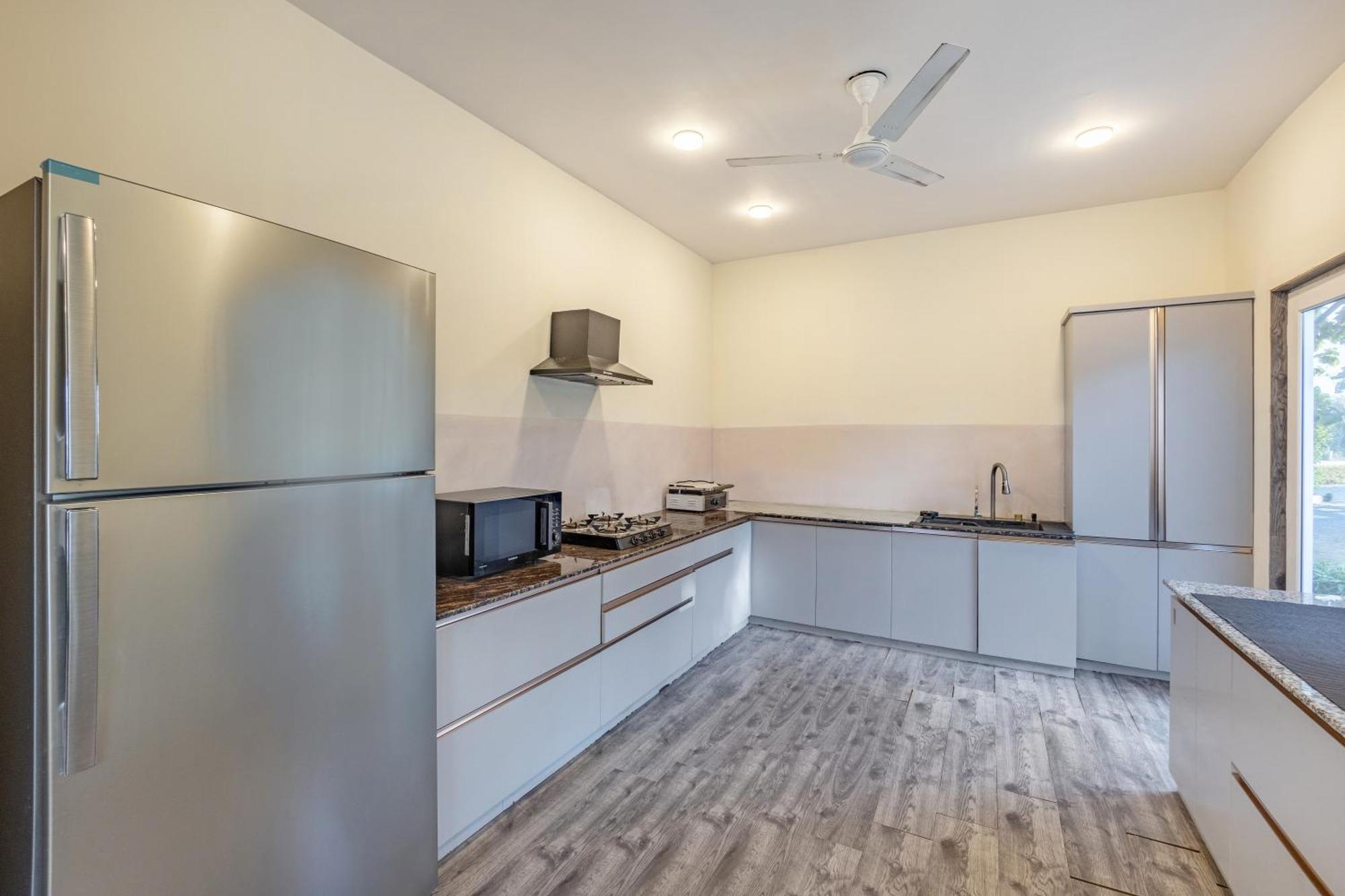Elivaas Hidden Oasis 4Bhk With Pool, Mud House & Container House Villa Dhauj Exteriör bild