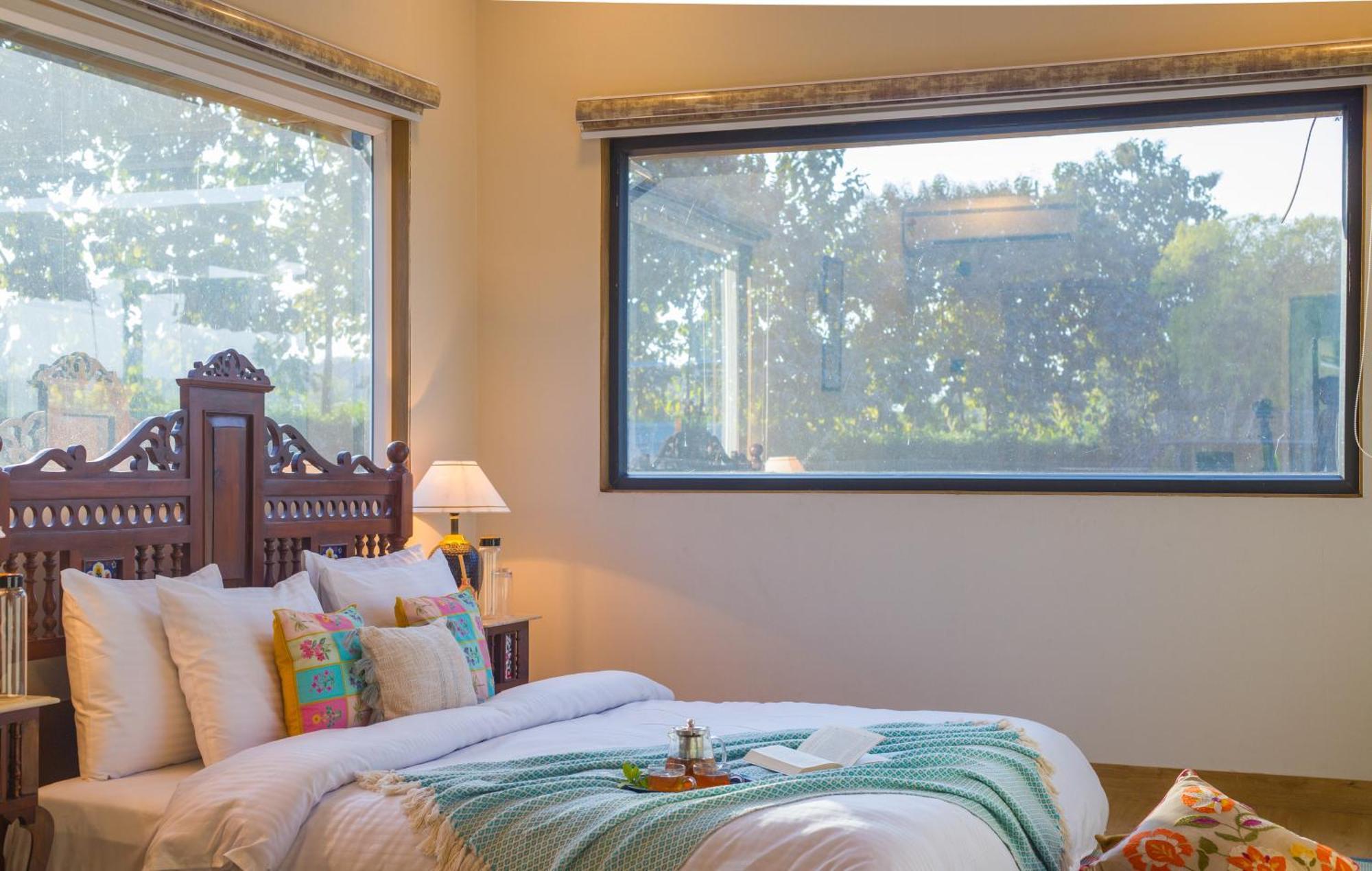 Elivaas Hidden Oasis 4Bhk With Pool, Mud House & Container House Villa Dhauj Exteriör bild